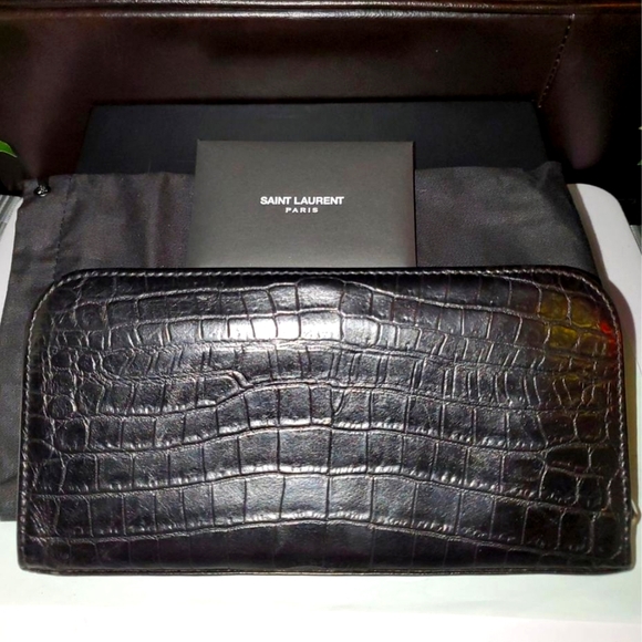 Saint Laurent Zippy Long Wallet - Picture 2 of 11